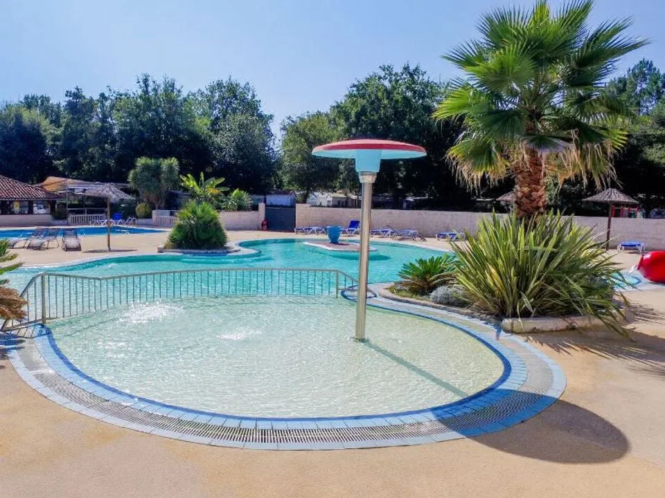 Camping Les Bruyères Aquitaine - Sainte-Eulalie-en-Born visuel 3/18