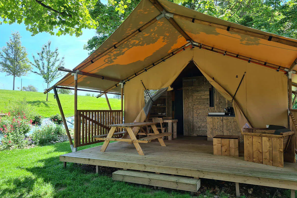Camping Les Coteaux du Lac Grand Centre - Chemillé-sur-Indrois visuel 10/31