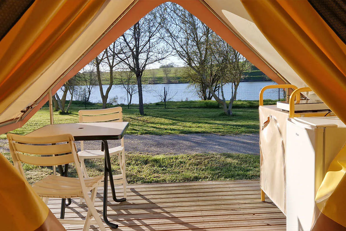 Camping Les Coteaux du Lac Grand Centre - Chemillé-sur-Indrois visuel 15/31