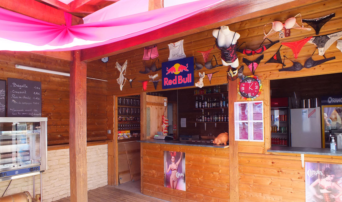 Libertin La Roseraie Auvergne - Brugheas visuel 11/11 Libertin La Roseraie Auvergne - Brugheas visuel 11/11