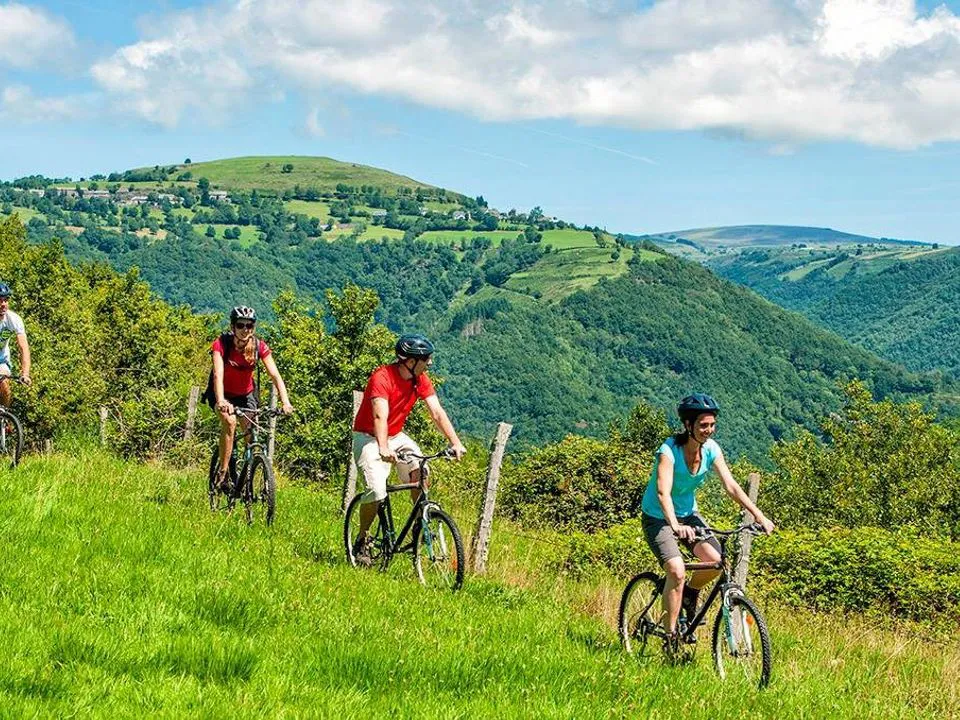 Camping Marmotel Midi-Pyrénées - Saint-Geniez-d'Olt visuel 7/8