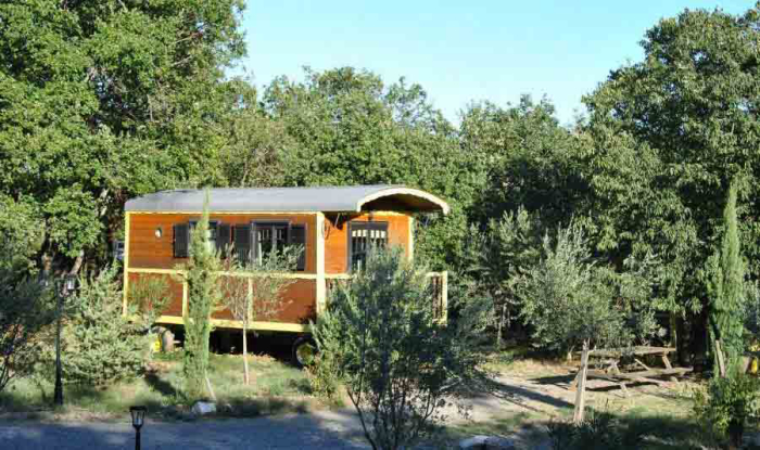 Roulottes et Cabanes de Saint Cerice Rhône-Alpes - Vogüé visuel 4/11