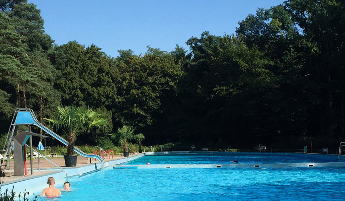 Waldbad Rhénanie-du-Nord-Westphalie - Cologne visuel 1/1 Waldbad Rhénanie-du-Nord-Westphalie - Cologne visuel 1/1