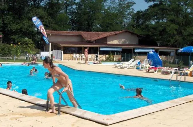 Camping - Saint-Paul-lès-Dax - Aquitaine - Abesses