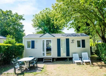 Camping - Le Château-d'Oléron - Poitou-Charentes - Airotel Oléron