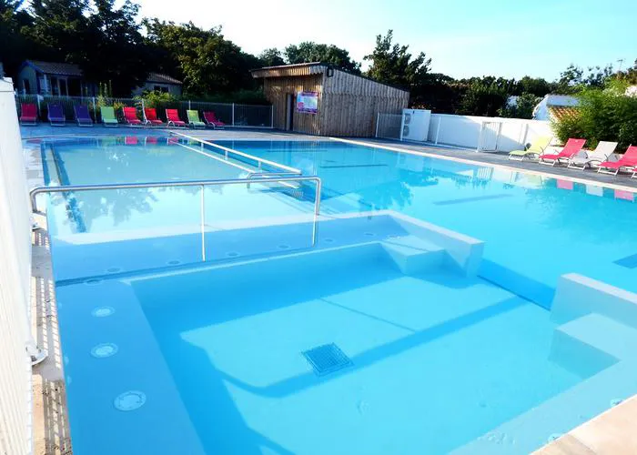 Camping - L'Houmeau - Poitou-Charentes - Au Petit Port de l'Houmeau