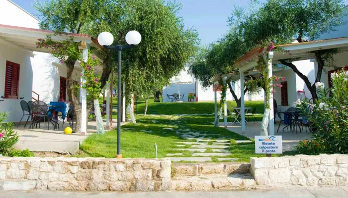 Camping - Monte Sant'Angelo - Pouilles - Baia del Monaco