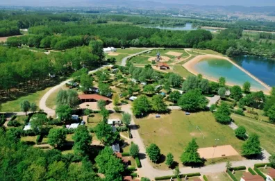 Camping - Cormoranche-sur-Saône - Rhône-Alpes - Base de Loisirs Cormoranche