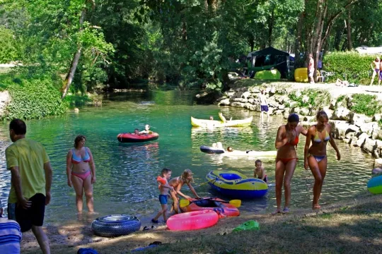 Camping - Saint-Cybranet - Aquitaine - Bel Ombrage
