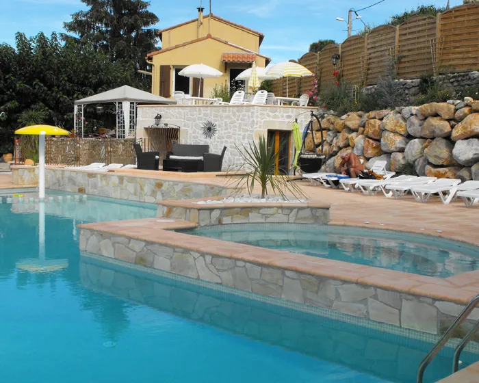 Camping - Ria-Sirach - Languedoc-Roussillon - Bellevue