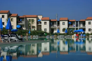 Camping - Castelnuovo del Garda - Vénétie - Belvedere Village
