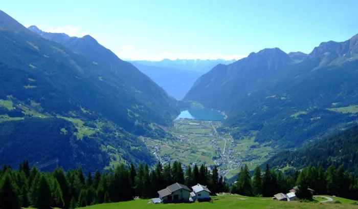 Camping - Poschiavo - Suisse Orientale - Boomerang