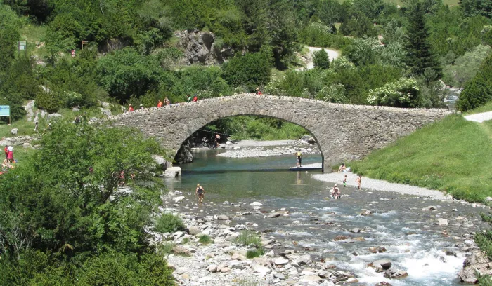 Camping - Torla - Aragon - Bungalows San Anton