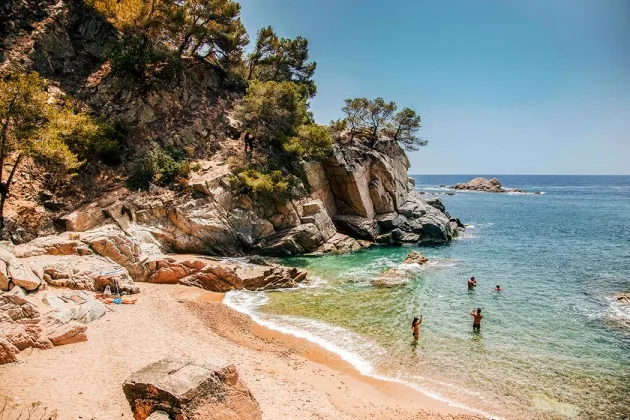 Camping - Tossa de Mar - Costa Brava - Cala Llevadó