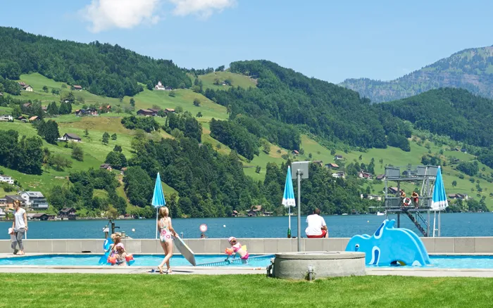 Camping - Buochs - Suisse centrale - Camping Buochs-Lac des Quatre-Cantons TCS
