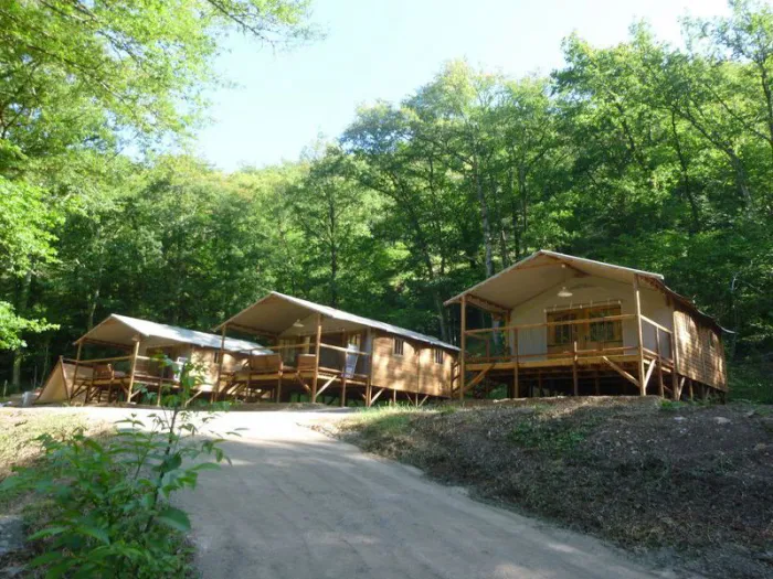 Camping - Pampelonne - Midi-Pyrénées - Camping De Thuries
