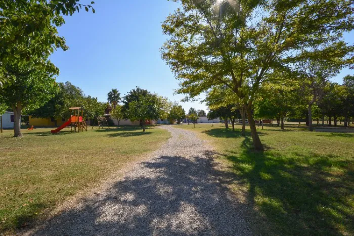 Camping - Altidona - Marches - Garden River