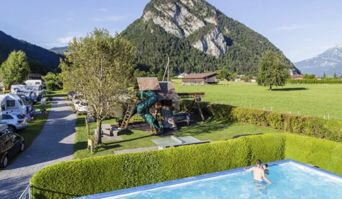 Camping - Unterseen - Espace Mittelland - Camping Lazy Rancho