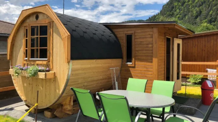 Camping - Unterseen - Espace Mittelland - Camping Lazy Rancho