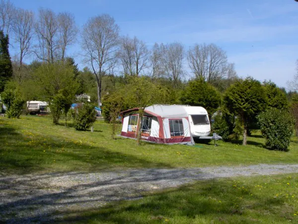 Camping - Ave-et-Auffe - Namur - Camping Le Roptai