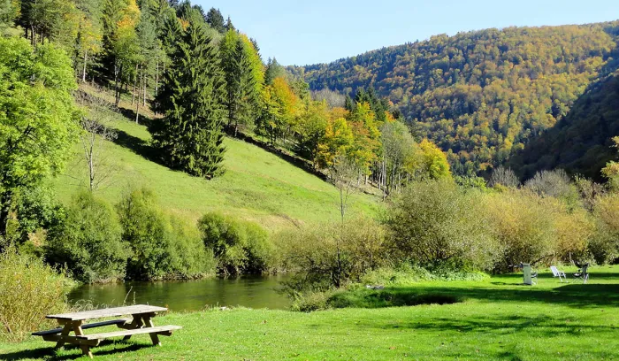 Camping - Saint-Ursanne - Espace Mittelland - Camping Tariche