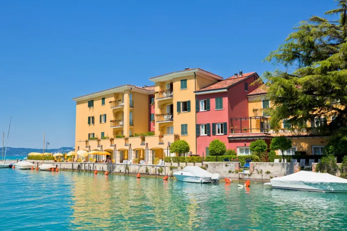 Camping - Desenzano del Garda - Lombardie - Village Desenzano