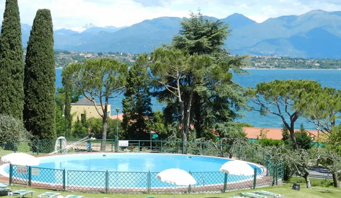 Camping - Desenzano del Garda - Lombardie - Village Desenzano