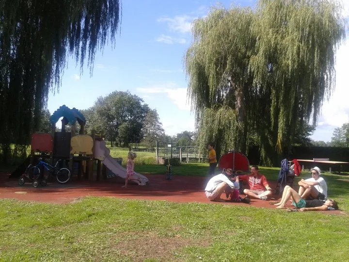 Camping - Autun - Bourgogne - Camping de la Porte d'Arroux