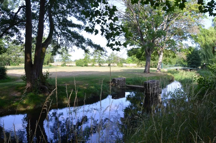 Camping - Autun - Bourgogne - Camping de la Porte d'Arroux
