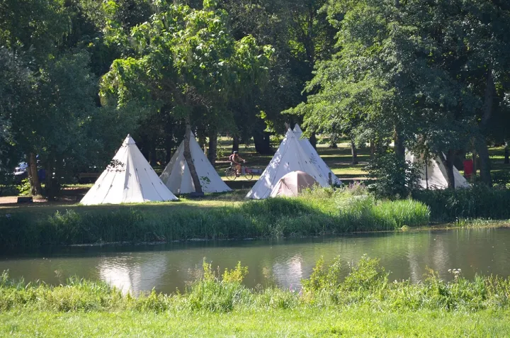 Camping - Decize - Bourgogne - Camping des Halles