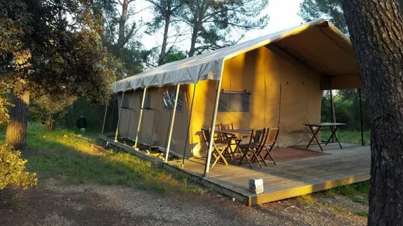 Camping - Aubagne - Provence-Alpes-Côte d'Azur - Youcamp Village
