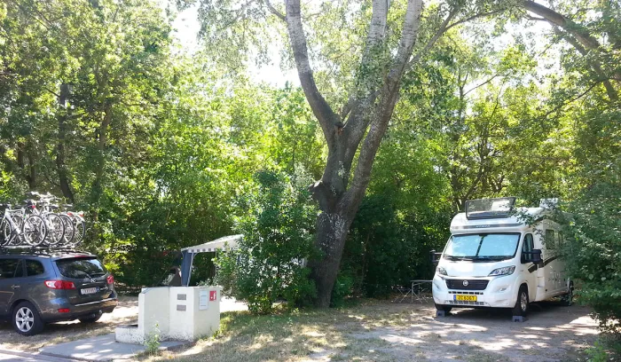 Camping - Avignon - Provence-Alpes-Côte d'Azur - Camping du Pont d'Avignon