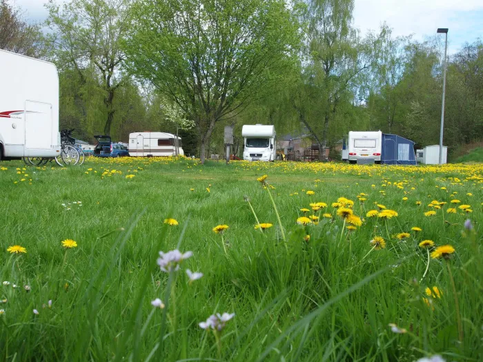 Camping - Stavelot - Liège - Camping l'Eau Rouge