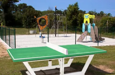 Camping - Ars-en-Ré - Poitou-Charentes - Campiotel des Dunes