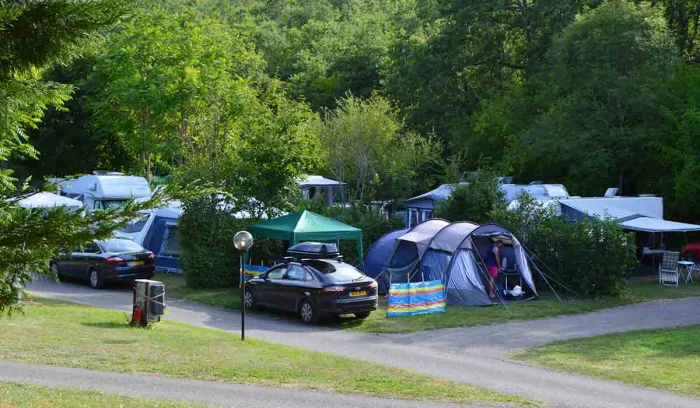 Camping - Carlucet - Midi-Pyrénées - Château de Lacomté Country Club