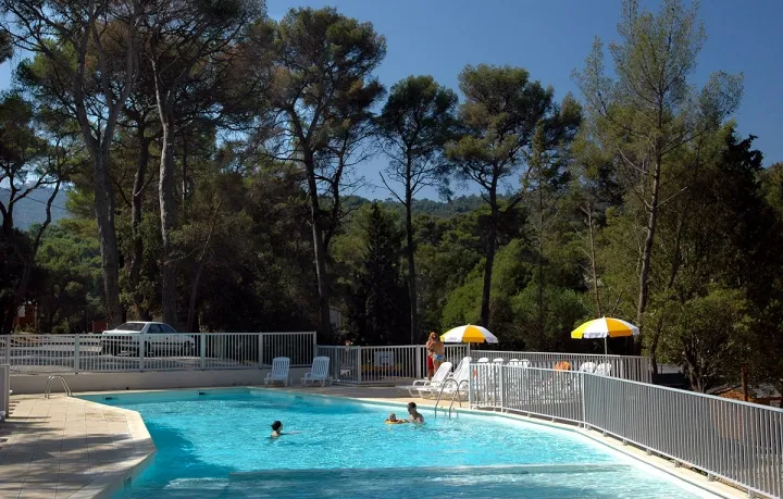 Camping - La Seyne-sur-Mer - Provence-Alpes-Côte d'Azur - Domaine Résidentiel de plein-air La Forêt de Janas