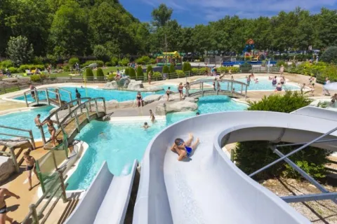 Camping - Doucier - Franche-Comté - Domaine de Chalain