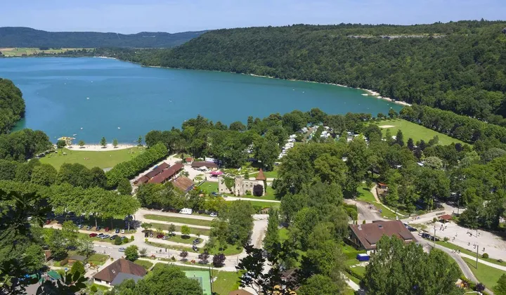 Camping - Doucier - Franche-Comté - Domaine de Chalain