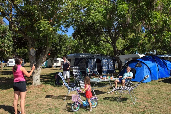 Camping - Sainte-Nathalène - Aquitaine - Domaine de Maillac