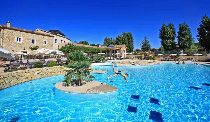 Camping - Lagorce - Rhône-Alpes - Domaine de Sévenier et Spa