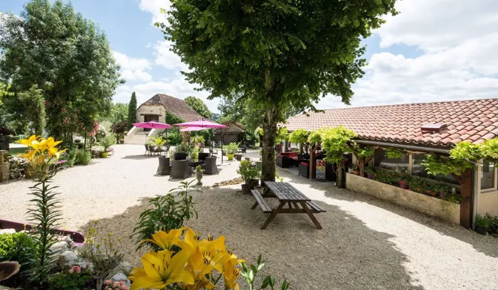 Camping - Séniergues - Midi-Pyrénées - Domaine de la Faurie