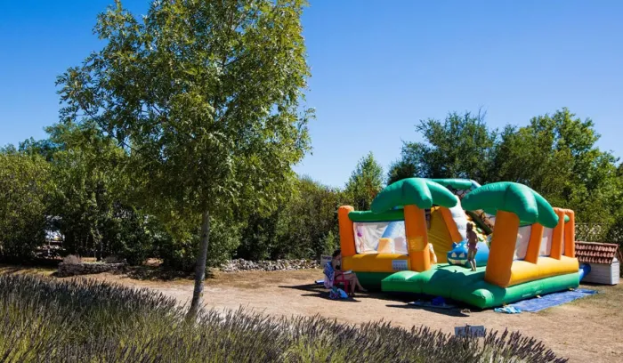 Camping - Séniergues - Midi-Pyrénées - Domaine de la Faurie