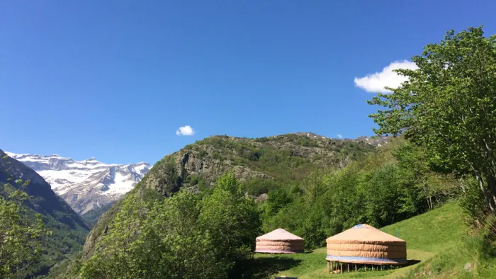 Camping - Gavarnie - Midi-Pyrénées - Domaine des Yourtes de Gavarnie