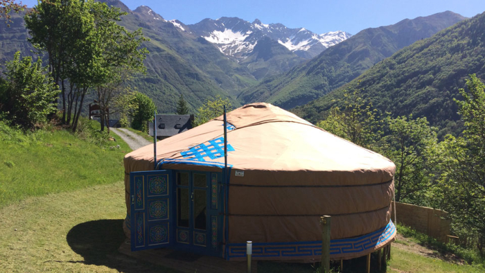 Camping - Gavarnie - Midi-Pyrénées - Domaine des Yourtes de Gavarnie