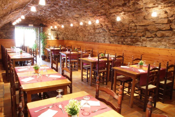 Camping - Sant Pau de Segúries - Catalogne - Els Roures