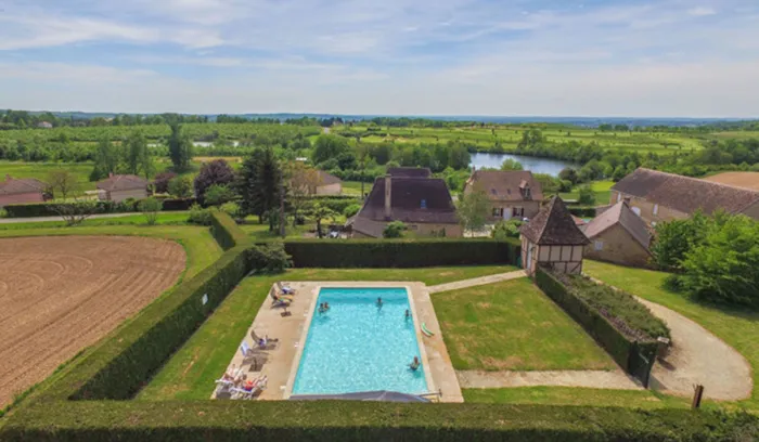 Camping - Saint-Médard-d'Excideuil - Aquitaine - Essendieras