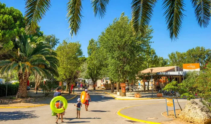 Camping - Narbonne-Plage - Languedoc-Roussillon - Falaise Narbonne Plage