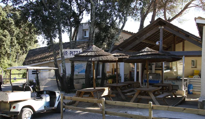 Camping - Castries - Languedoc-Roussillon - Fondespierre
