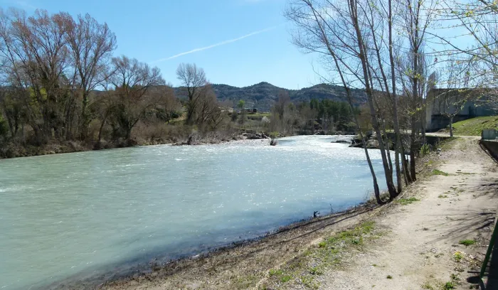 Camping - Graus - Aragon - Fuente de Regrustan