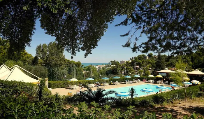 Camping - Vico del Gargano - Pouilles - Internazionale San Menaio